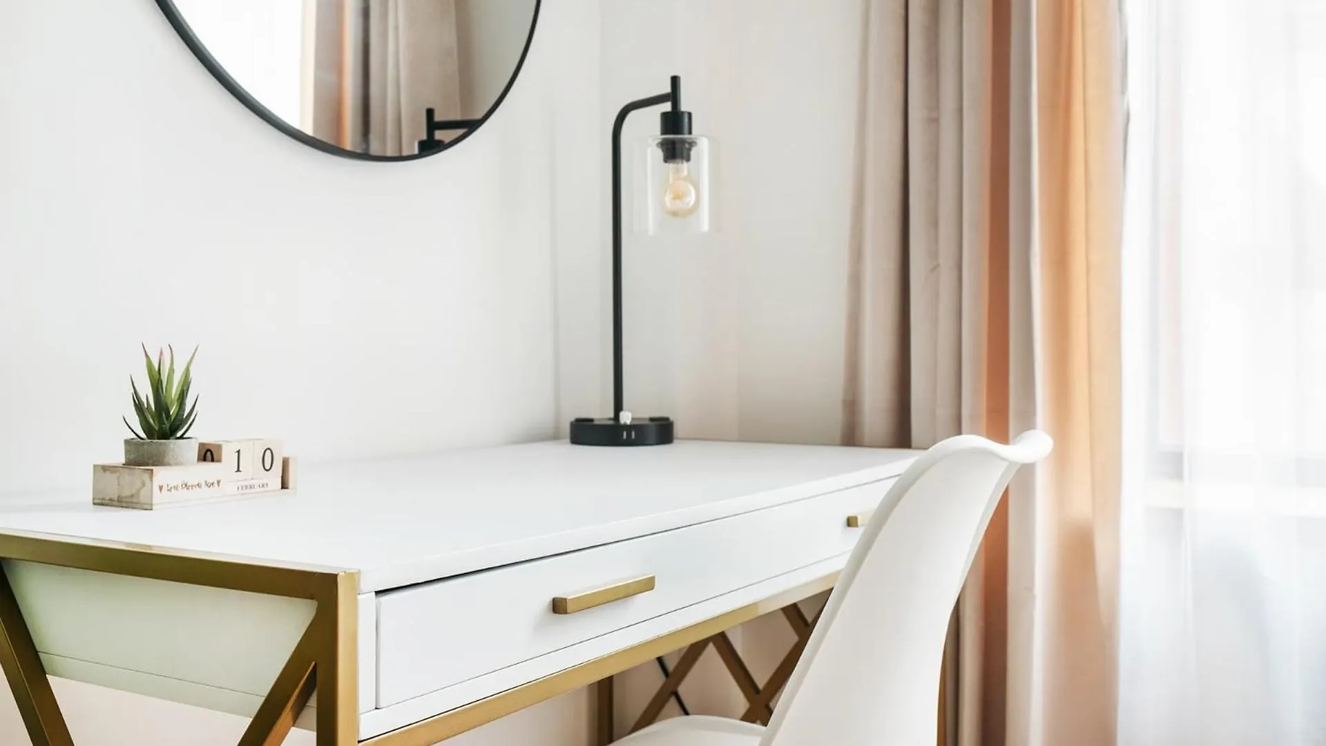 1597-10 New Studio Upper East Side W&D In Unit New York United States